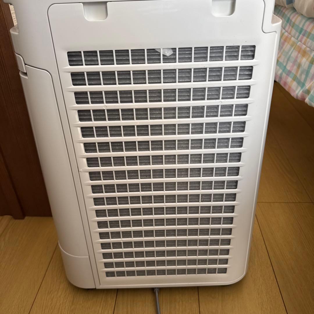 p*1様 未使用に近い極美品　SHARP シャープ　KC-40TH7-W 加湿空
