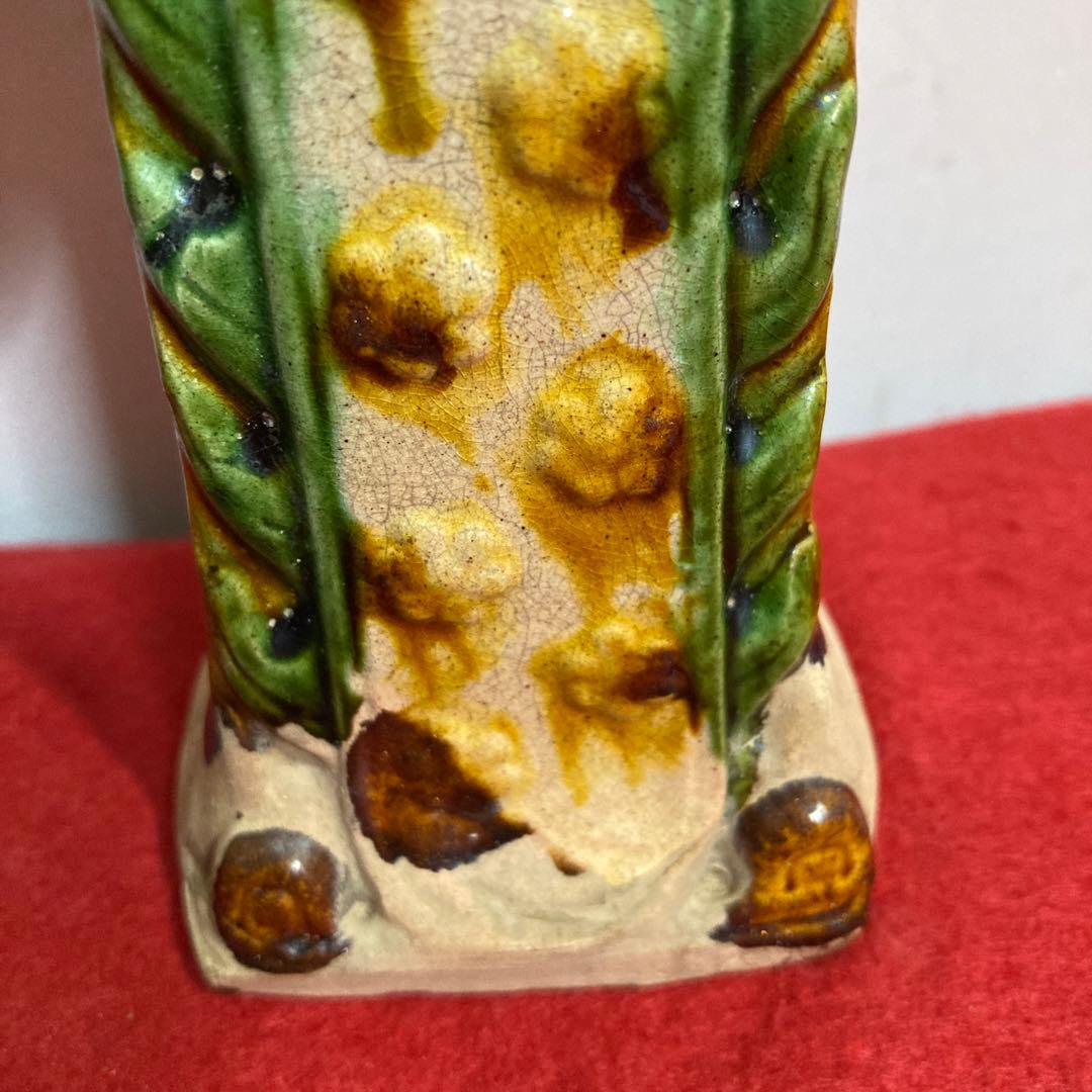 レトロ　アンティーク　　　　　　　　　　　　　古玩中国唐三彩女性俑　（年代不明）