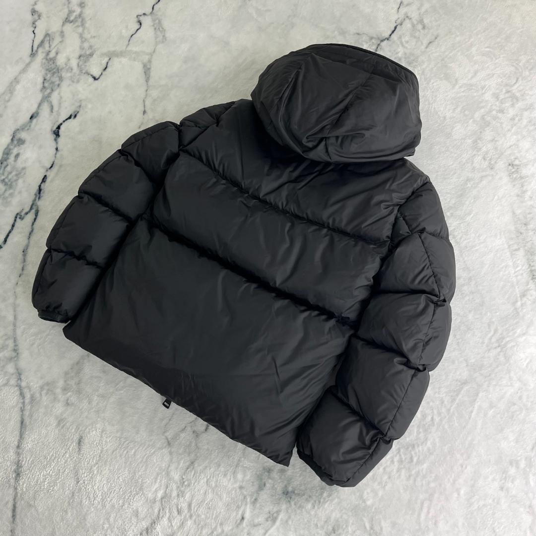 【美品・最高級の逸品】モンクレール☆モンクラー ダウンジャケット/2999.