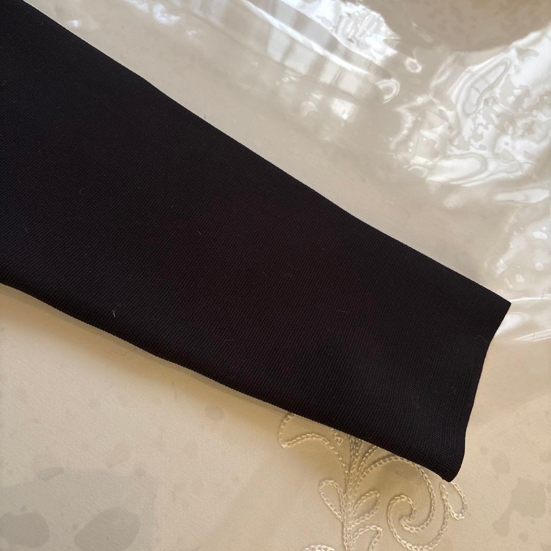 エムズグレイシー　モノトーン襟元ボウタイ　アクセントお花モチーフ　38