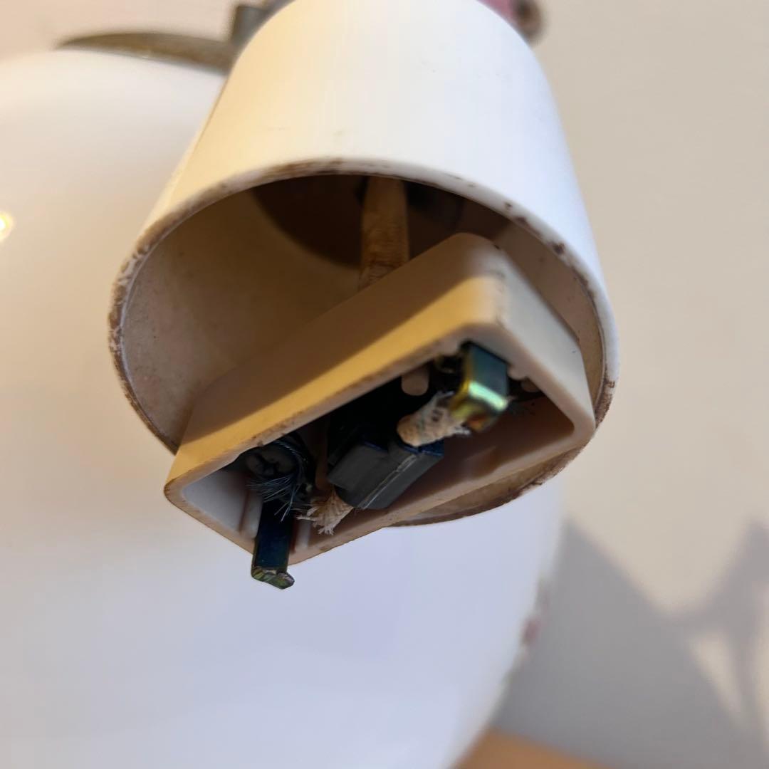 【昭和レトロ】白いガラス製花柄シーリングライト