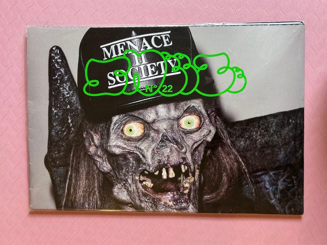 【Supreme激レアポスター付き】SNEEZE MAGAZINE No. 22