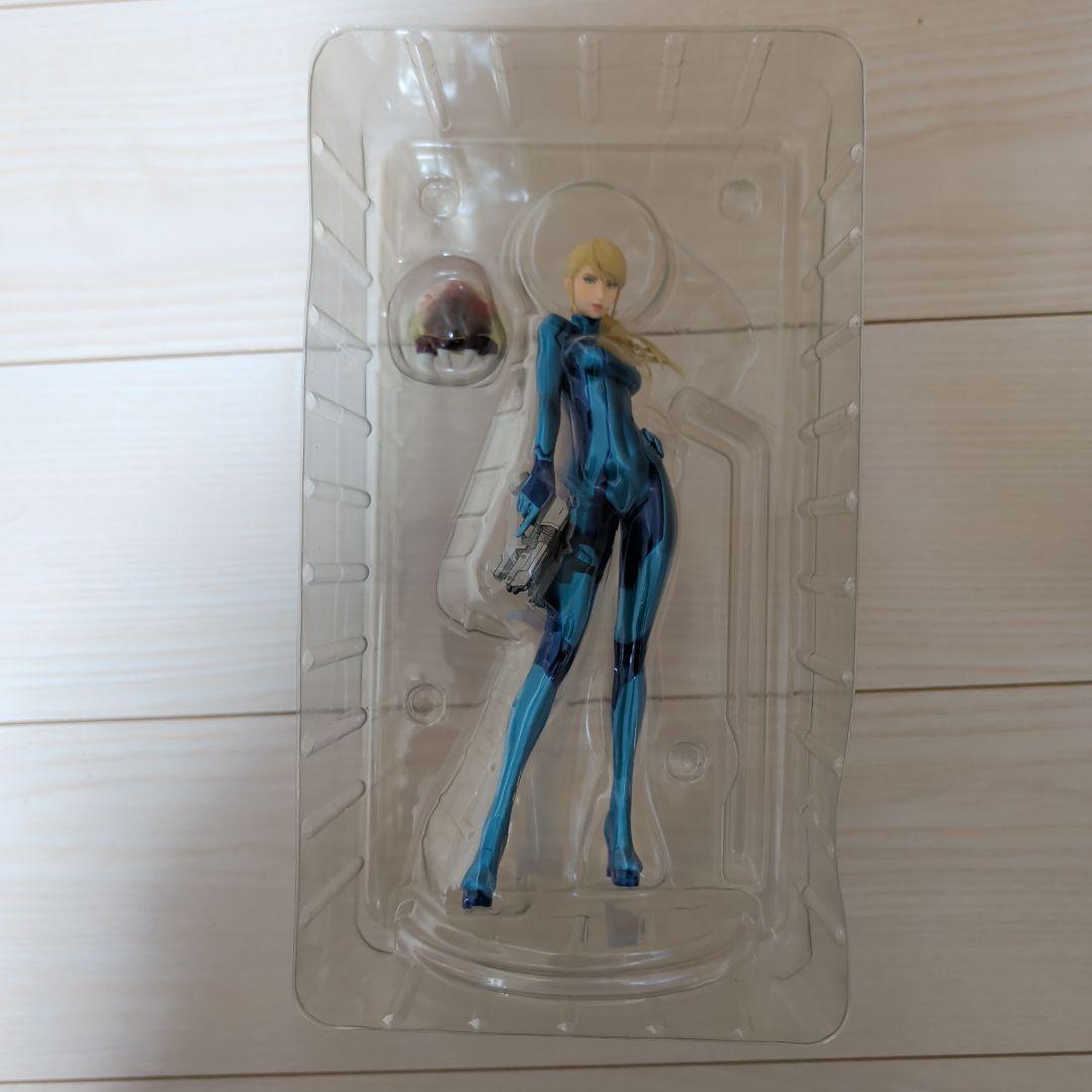 サムス・アラン メトロイド Other M ゼロスーツ フィギュア