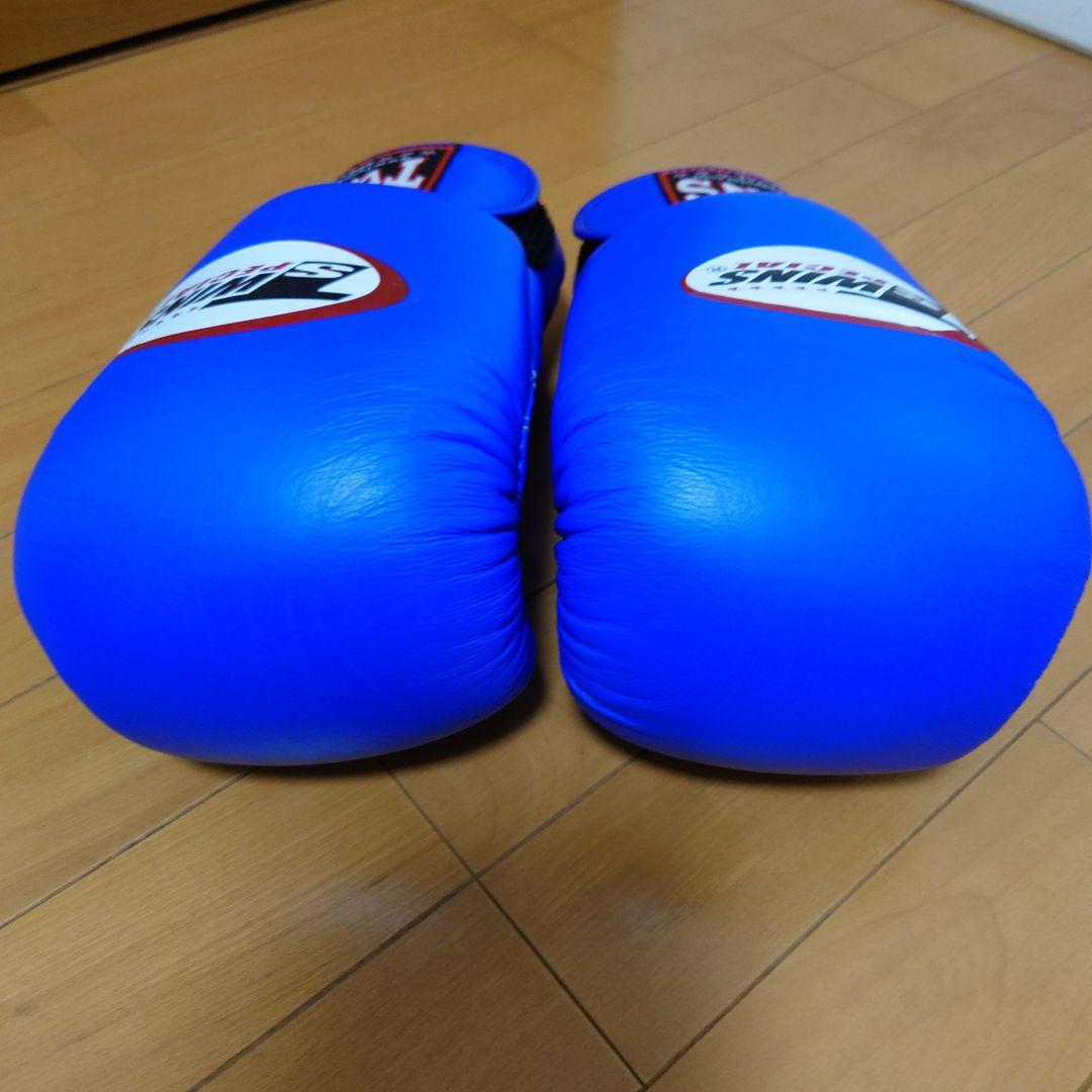 最終価格 TWINS SPECIAL ボクシンググローブ 10oz 青