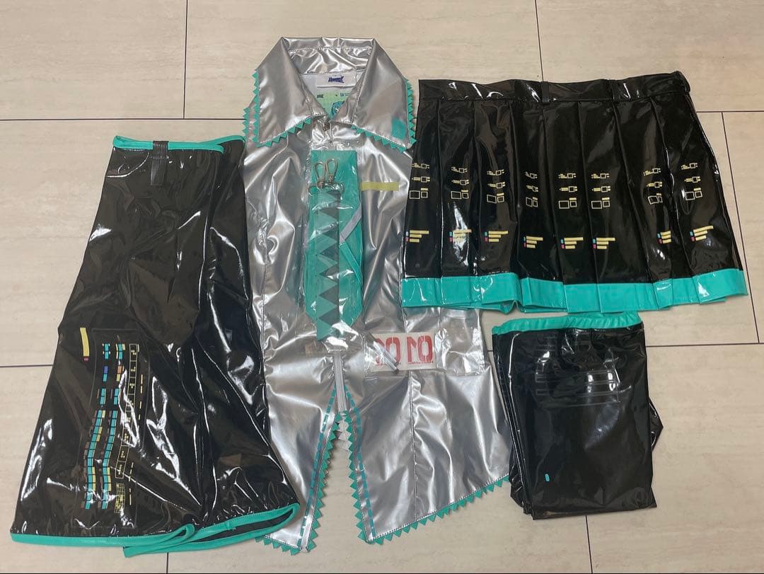 桜*様 VOCALOID 初音ミク 通常コスプレ衣装+ウィッグ+靴 フルセット