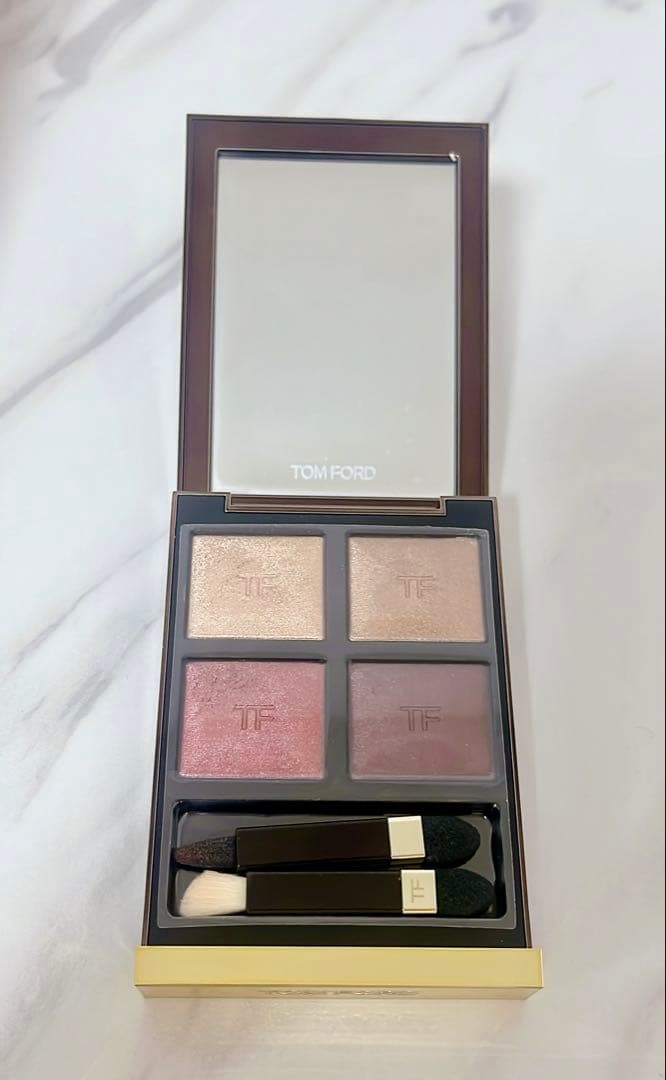 【使用回数1回】TOM FORD アイカラークォード　ハネムーン