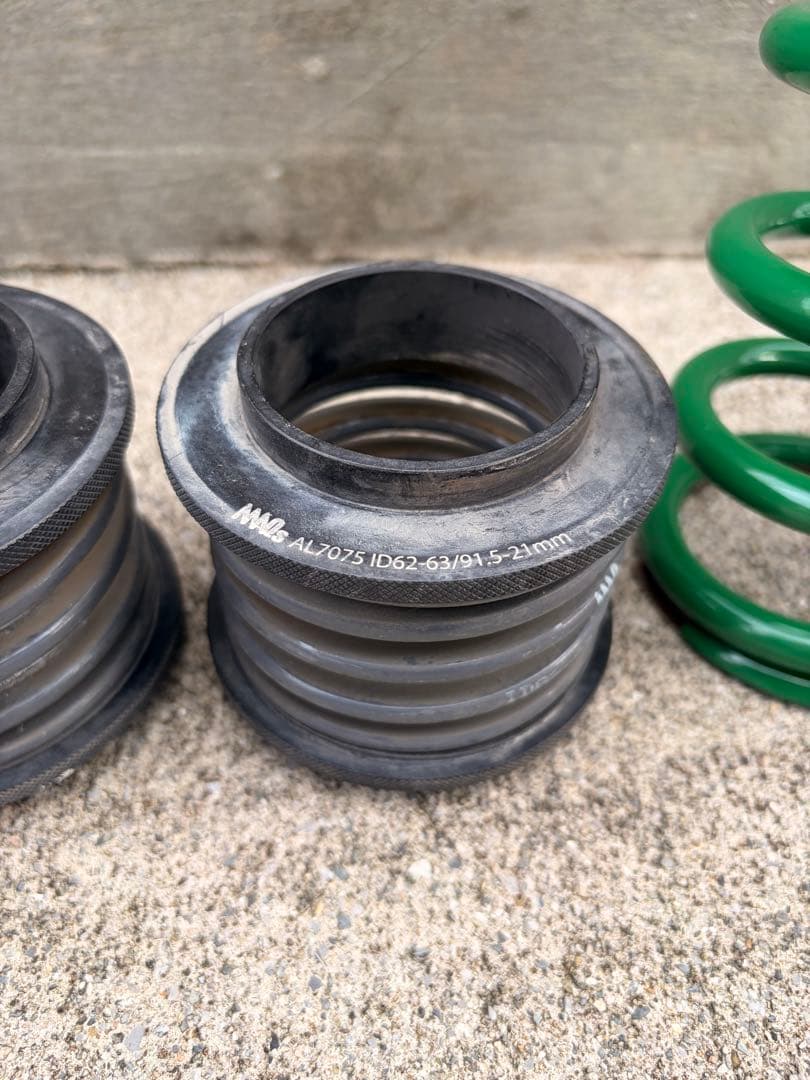 新品ダイハツ⚪︎75系　TEIN スプリング　フレックスZ ＋ヘルパースプリング