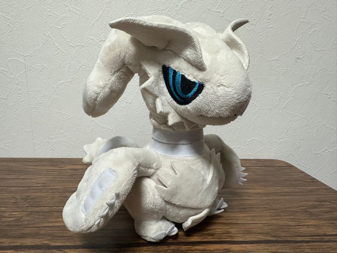 ポケモンセンターオリジナル ポケドール レシラム ぬいぐるみ