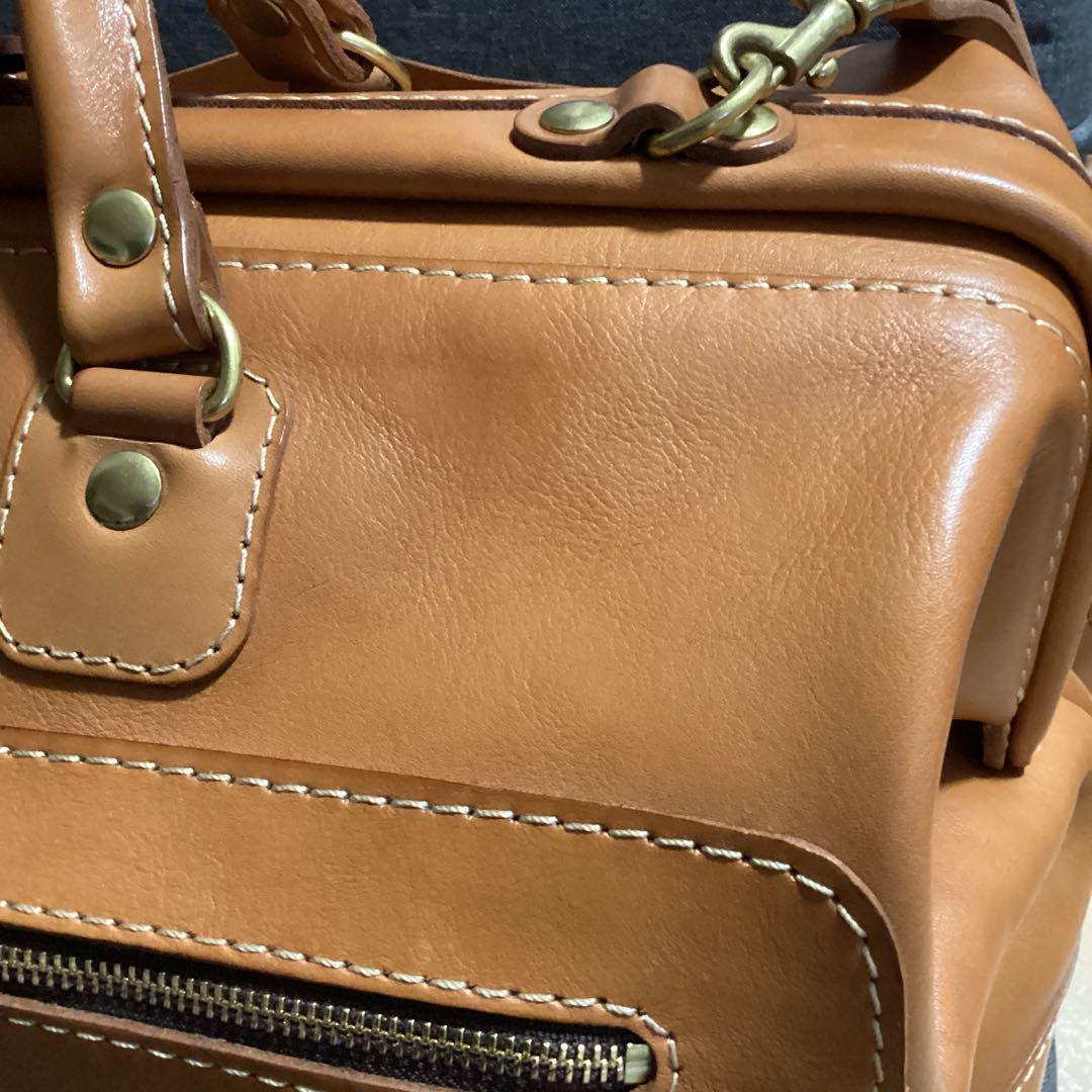 Herz 錠前タイプボストンバッグLサイズ　V-30