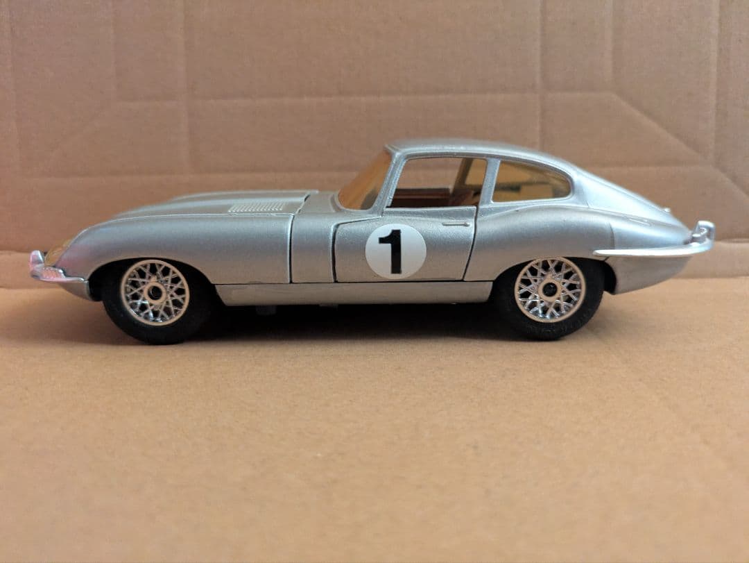 マジョレット　ジャガー　E ミニカー　1/24