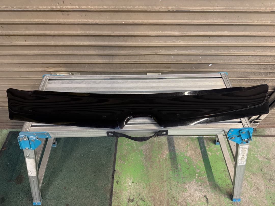 Renault Kangoo ルノーカングーボンネットバイザー純正品