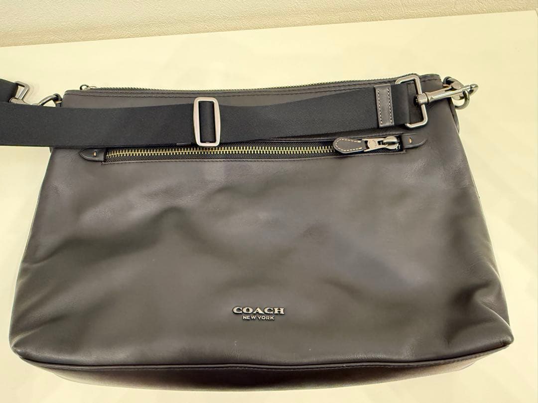 【美品・正規品】COACH ショルダーバッグ メンズ