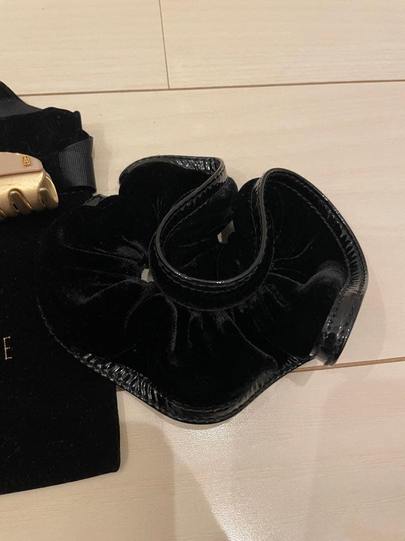 ALEXANDRE ヘアクリップとシュシュセット