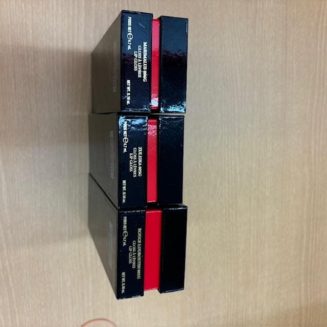 ルブタン　リップカラー　001G、006G、005G