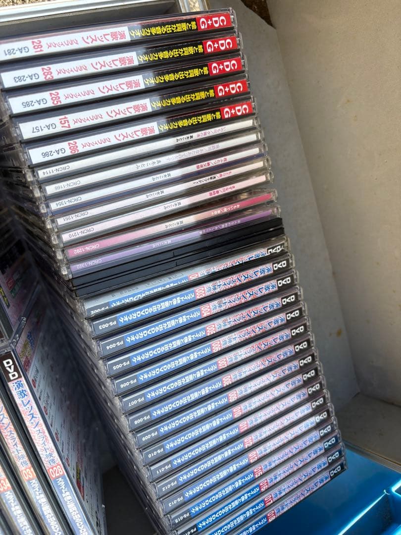 大量　カラオケCD/DVD 300枚以上　まとめ　演歌　レッスン