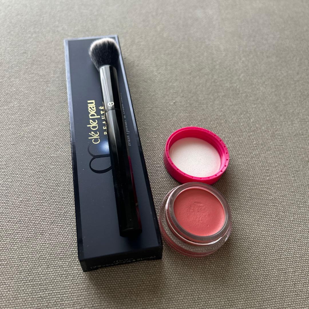 クレドポーボーテ　ブラッシュクレーム&パンソー