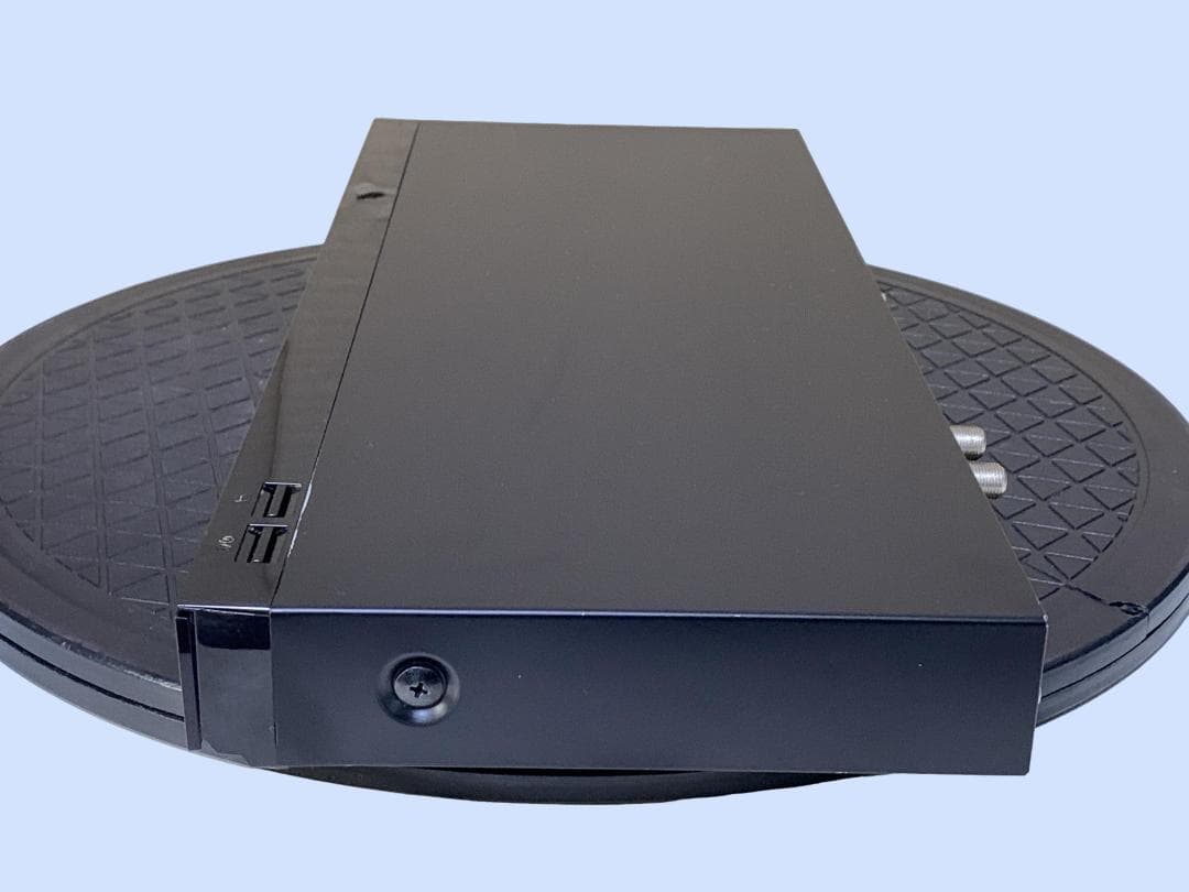 M9568 Panasonic ブルーレイディスクレコーダー DMR-2CW50