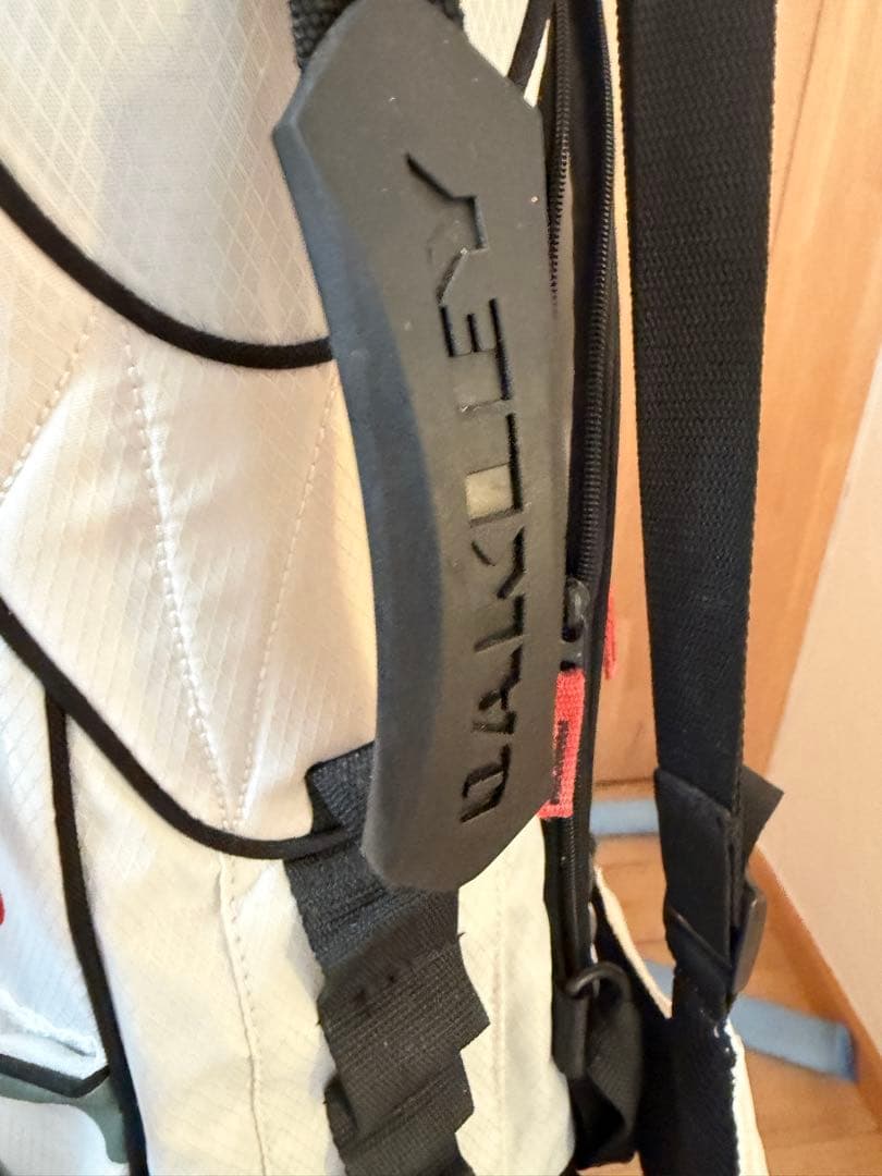 Oakley ホワイト キャディバッグ