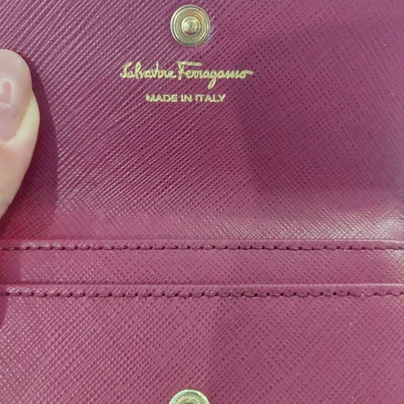 Salvatore Ferragamo 名刺入れ ローズ色