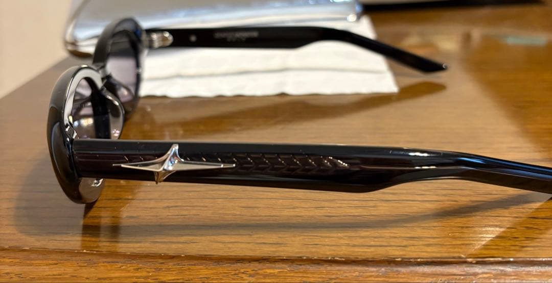 ジェントルモンスター loco 01 gentle monster