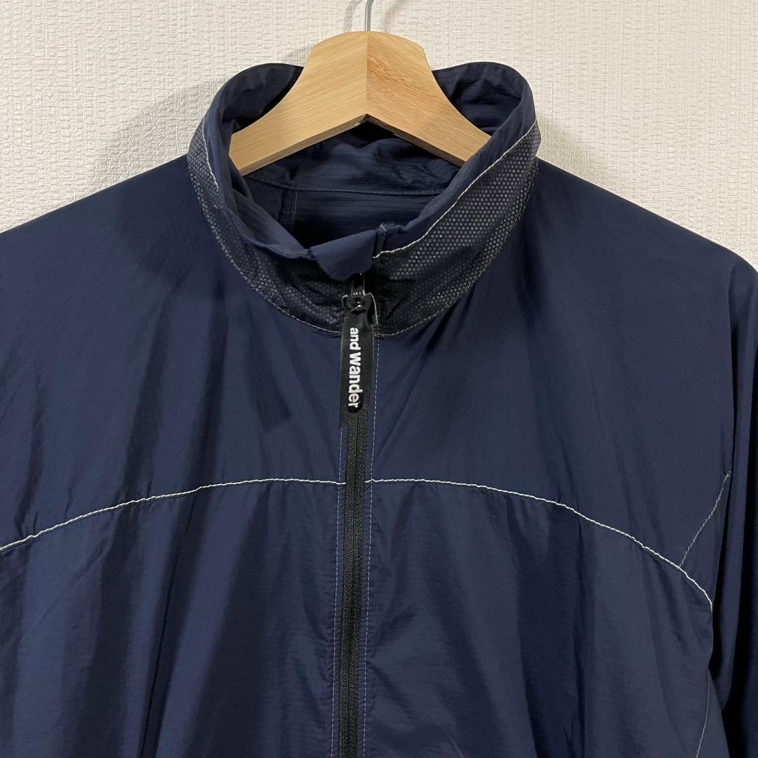 アンドワンダー　ハーフジップナイロンプルオーバージャケット　サイズ4　ネイビー