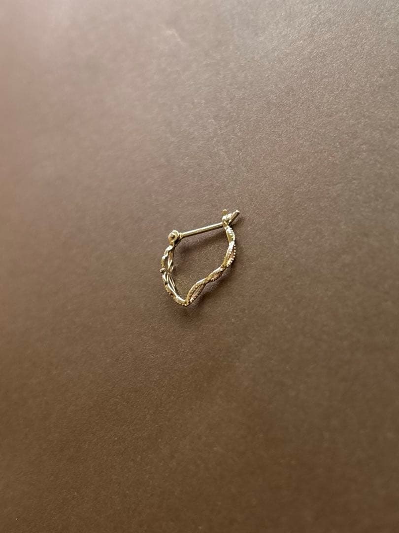 agete ピアス　片耳のみ