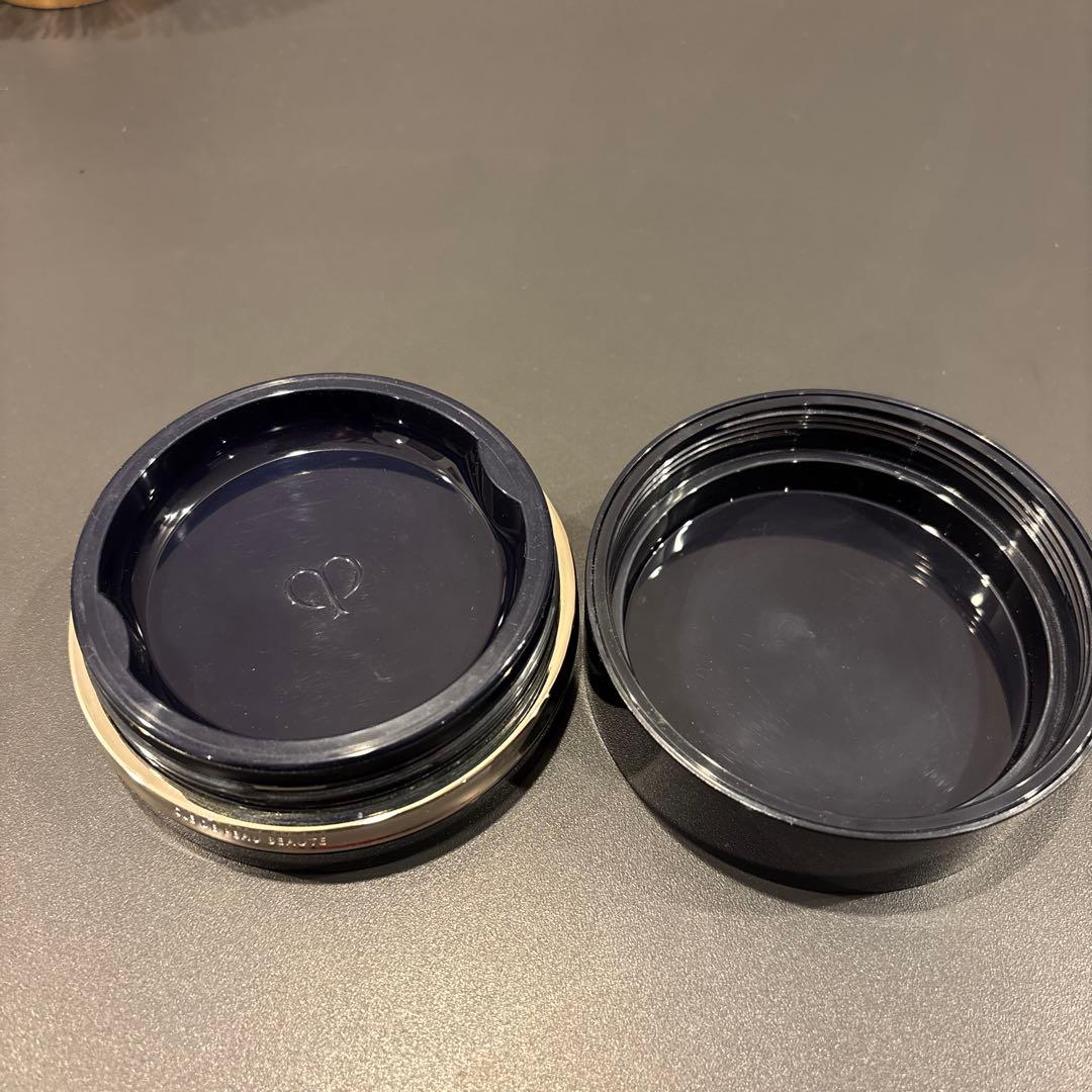 【美品】クレドポーボーテ　プードルトランスパラントｎ　Ｍ　1ライト