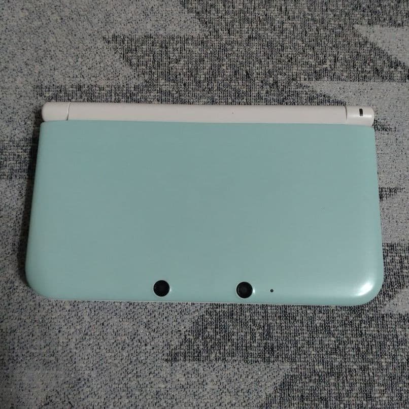 【まばたき堂さん専用】ニンテンドー3DS LL ミント×ホワイト　ソフト付き