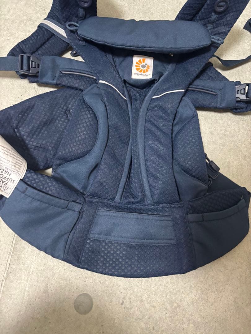 状態良　エルゴベビー　オムニブリーズ　抱っこ紐　最新モデル