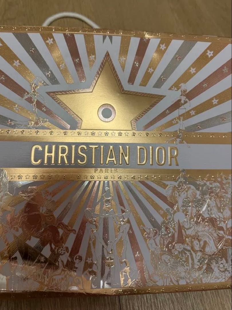 Miss Dior ハンドケアセット