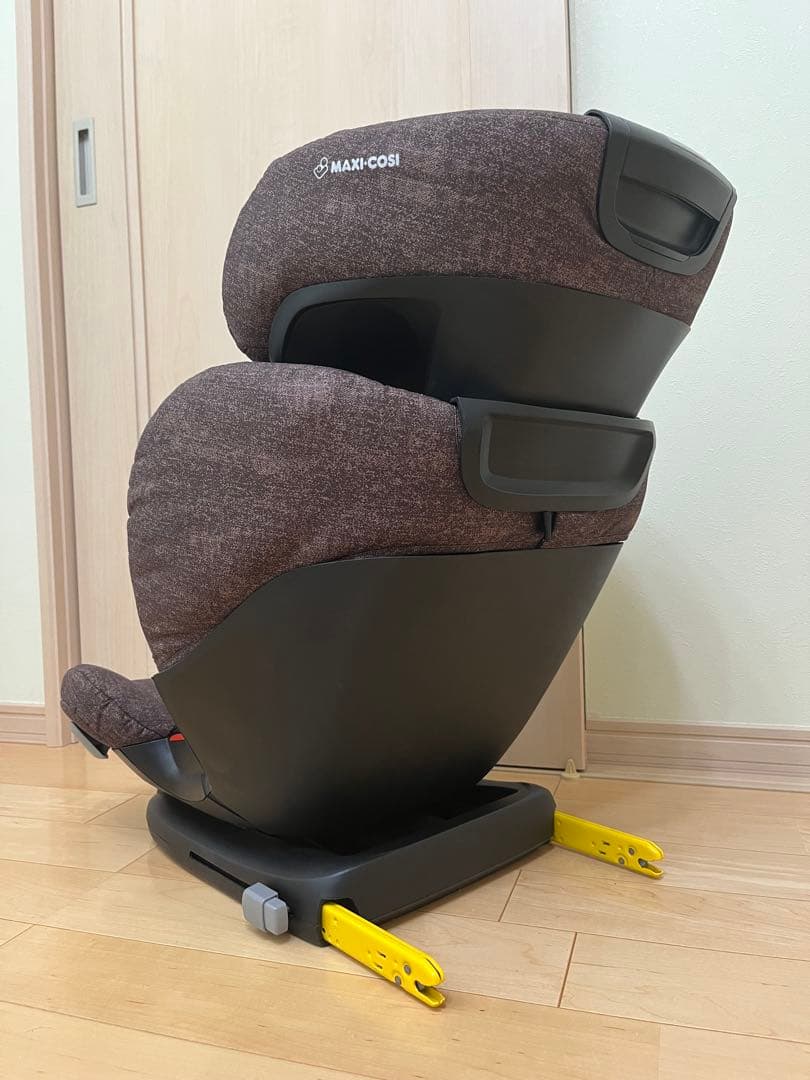 MAXI-COSI ジュニアシート ダークブラウン