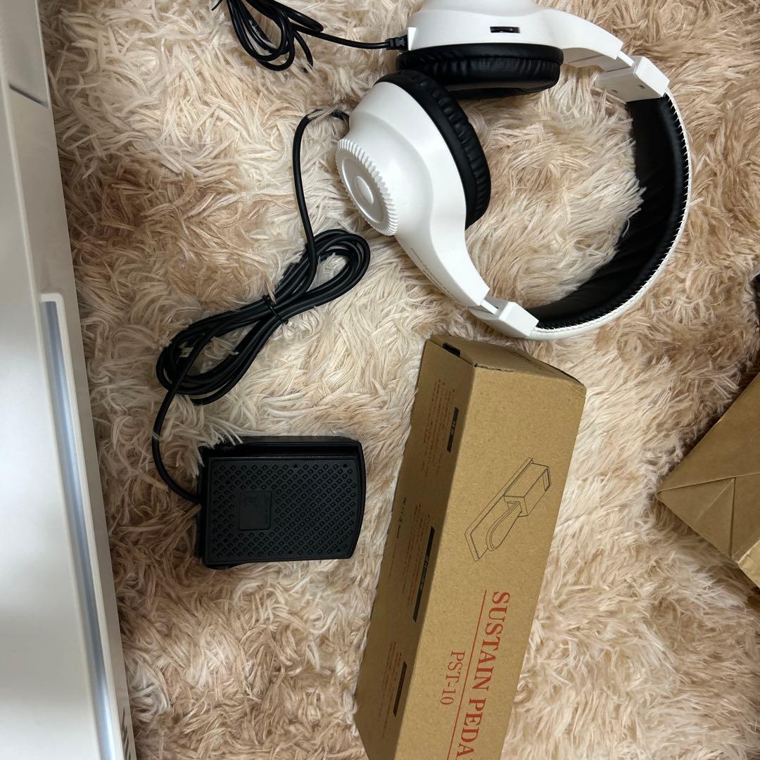 ホワイト 88鍵 電子ピアノ P225WH YAMAHA