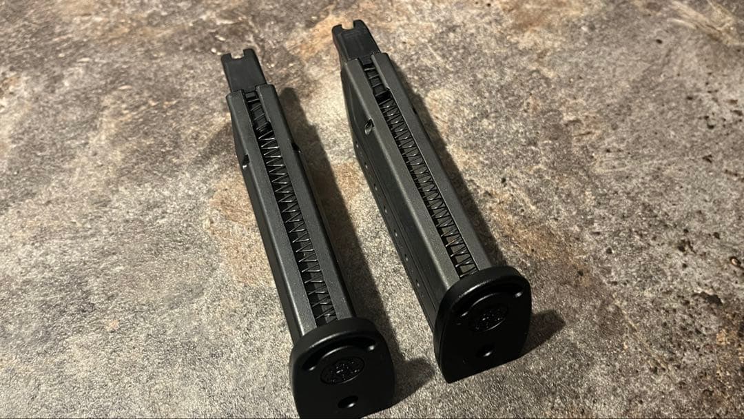 東京マルイ製ガスブローバックハンドガン　M&P9 ガスガン