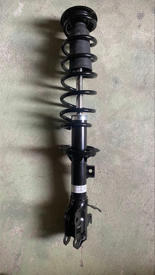 24年式　jf1 2トーンカラー、ターボ 純正サスペンション