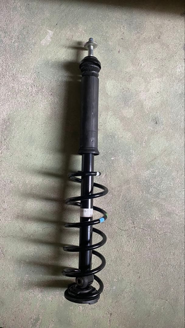 24年式　jf1 2トーンカラー、ターボ 純正サスペンション