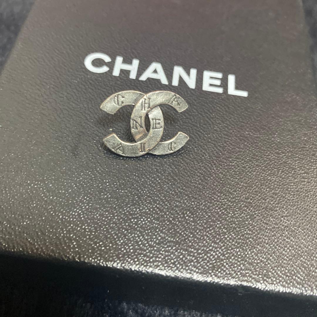 CHANEL CCシルバーピアス