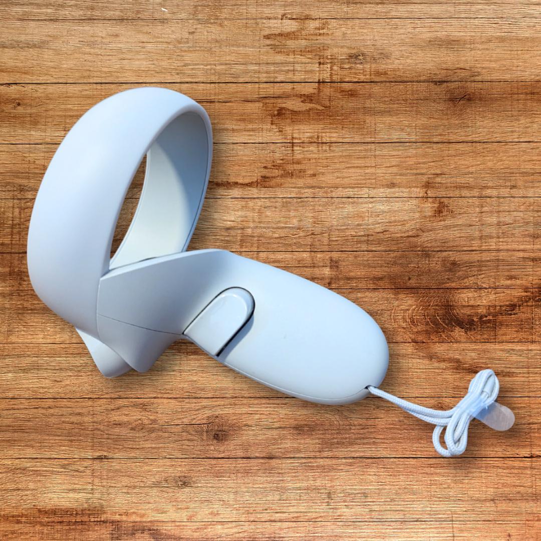 【美品・ほぼ未使用】 Quest 2 右コントローラー【Right】