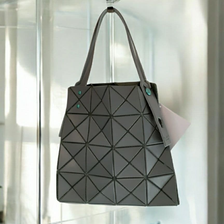 BAOBAO ISSEY MIYAKE バオバオイッセイミヤケ CARAT 美品