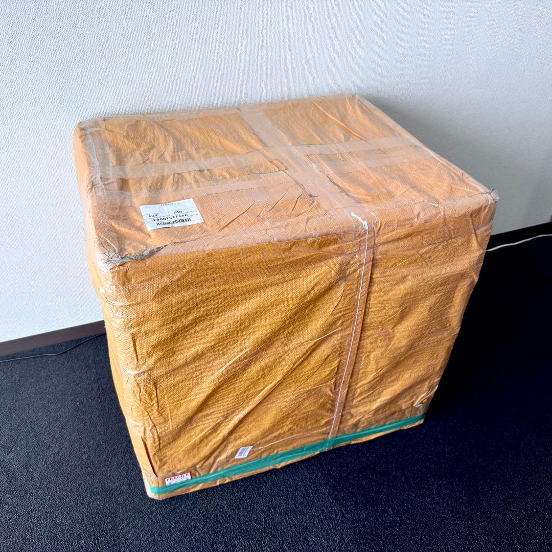 【新品未使用】デザインソファ＆オットマン｜北欧モダン インテリア 椅子 チェア