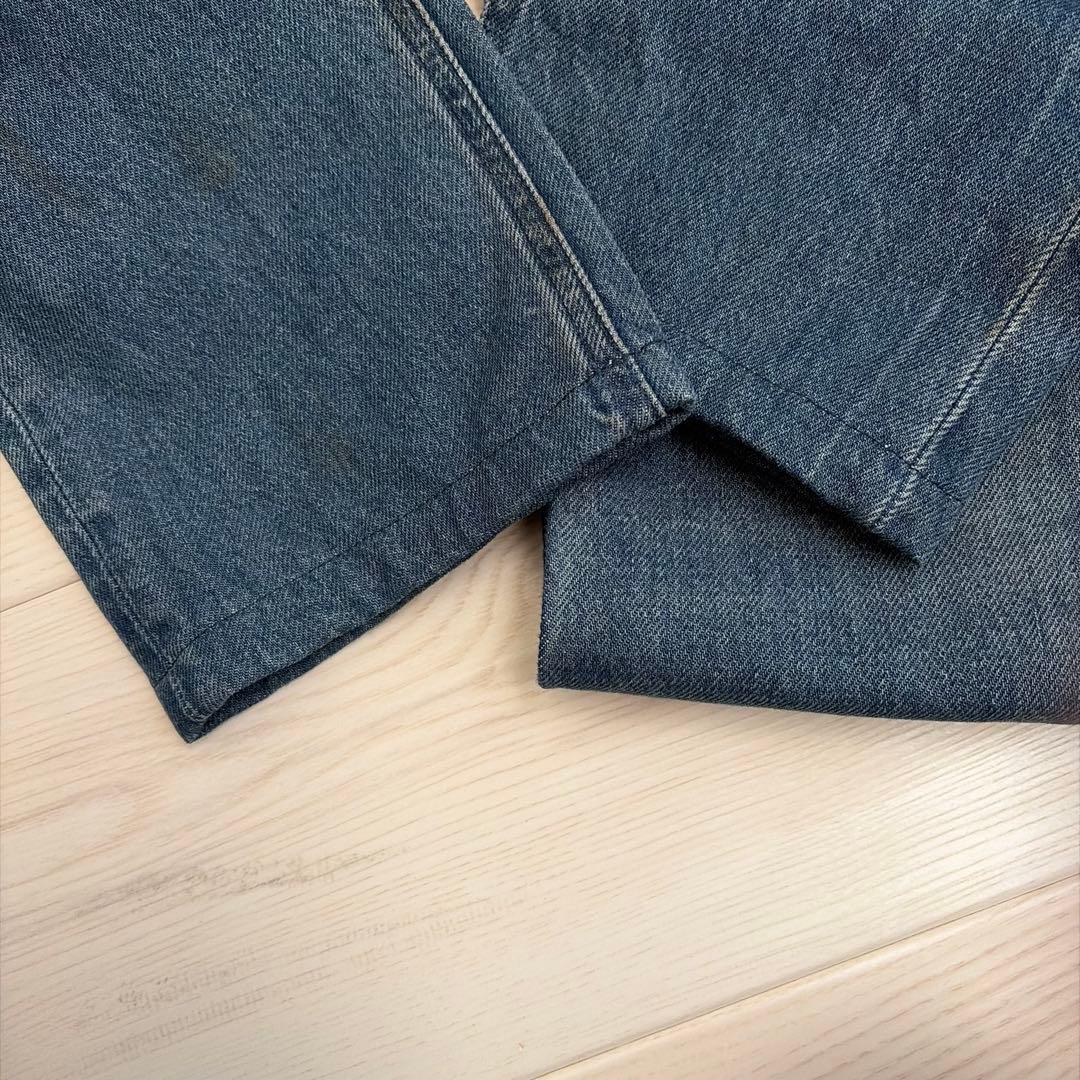 【極美品✨】FENDI デニム　ダメージ加工　ズッカ柄　32 レザーパッチ