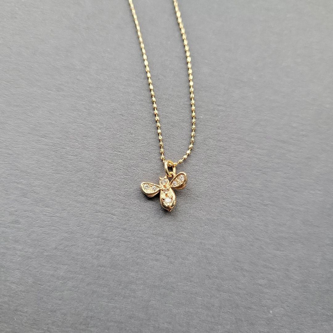アガット　K10蜂モチーフネックレス