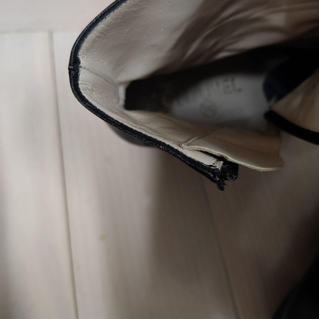 m*o様 CHANEL ブラックレザショートーブーツ