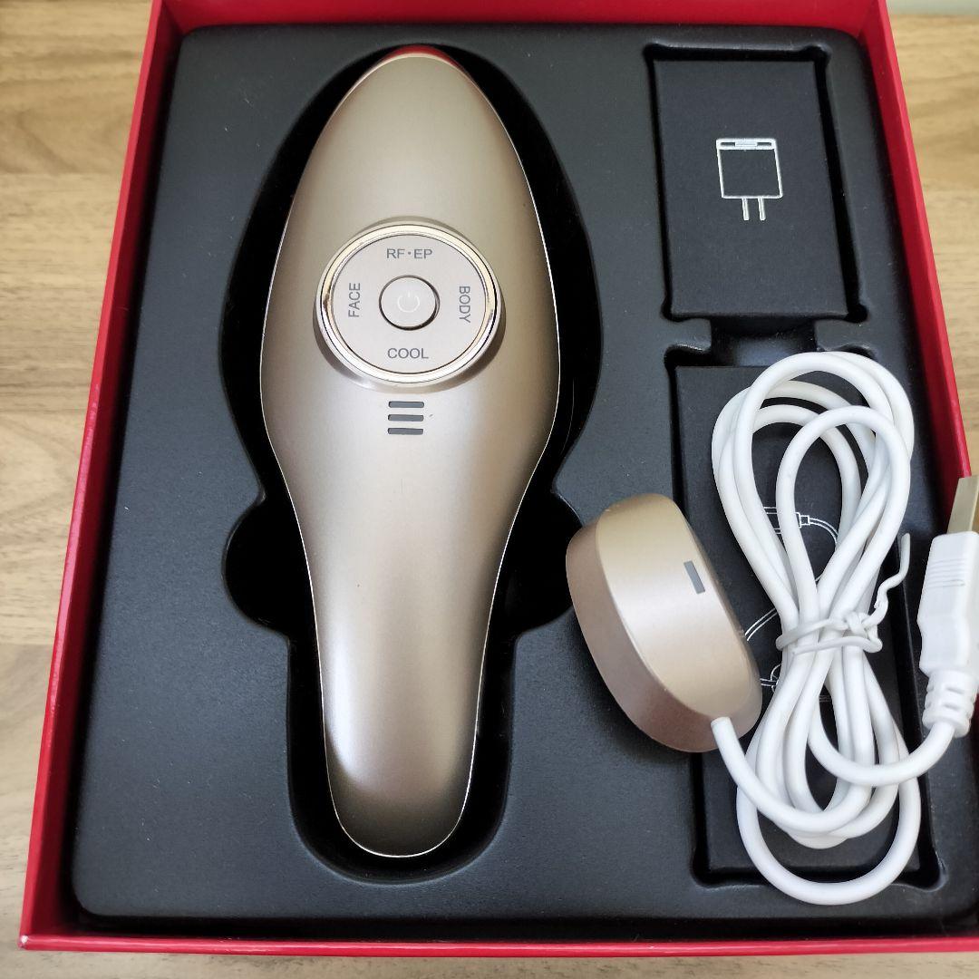 ME ラボン エクラ 美顔器　IKKO　eclat me la boum