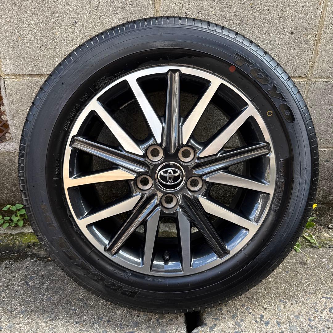 80ヴォクシー 新車外し　純正タイヤ・ホイール 16インチ 4本セット