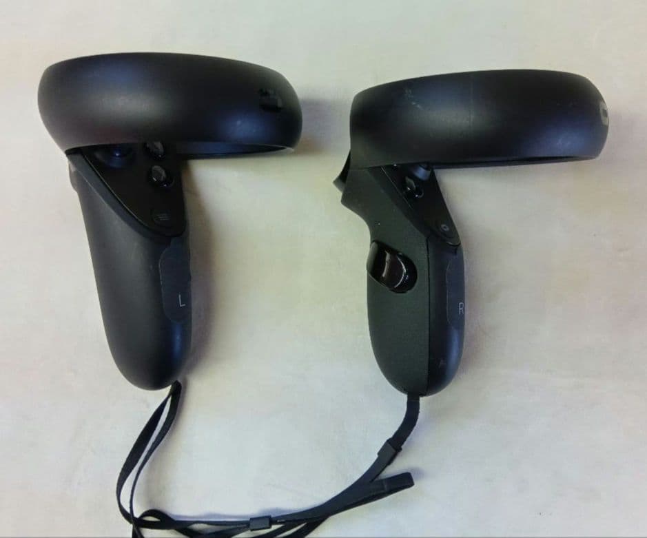  Quest　左右コントローラー　64GB　初代　VR　通電のみ確認