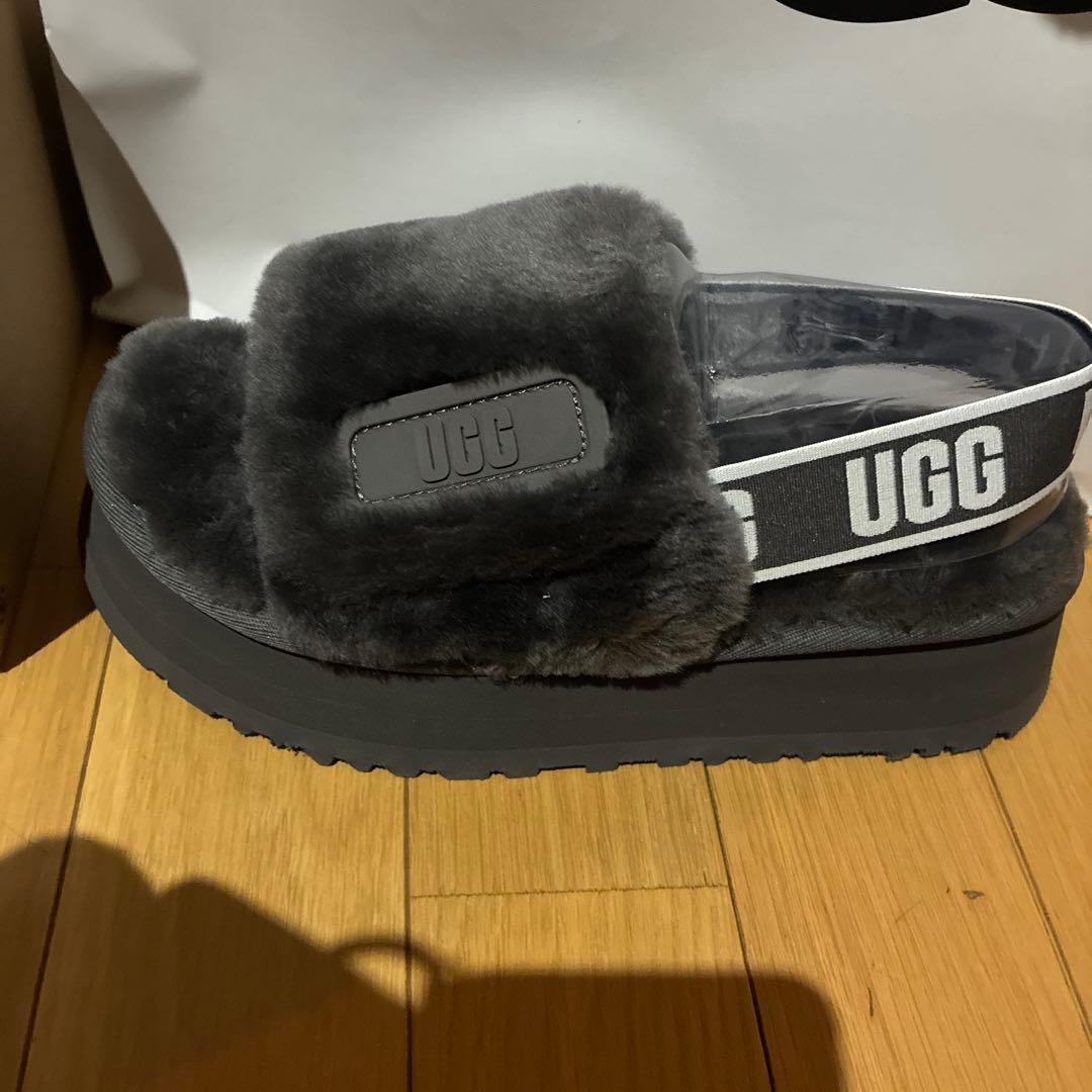 新品　アグ　UGG ムートンサンダル　グレー　サイズ7