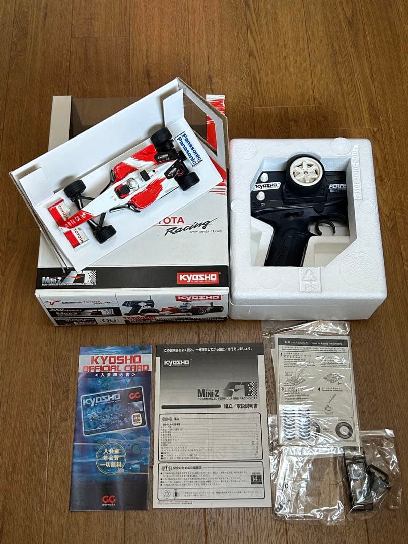 KYOSHO MINI-Z パナソニックトヨタレーシング 2002年モデル