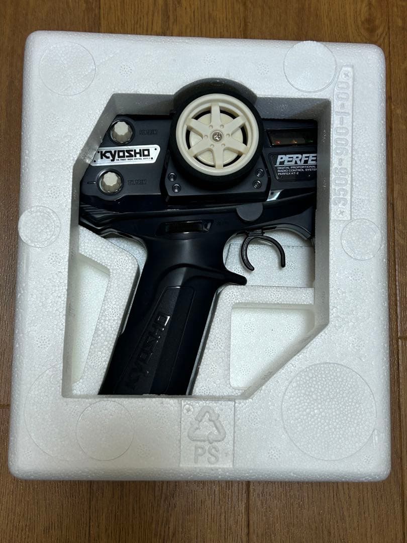 KYOSHO MINI-Z パナソニックトヨタレーシング 2002年モデル