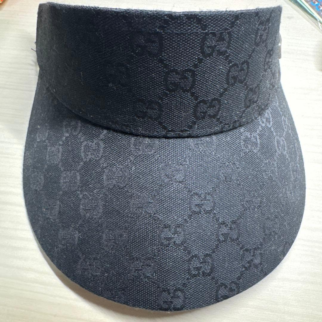 Gucci GGパターン ブラック サンバイザー