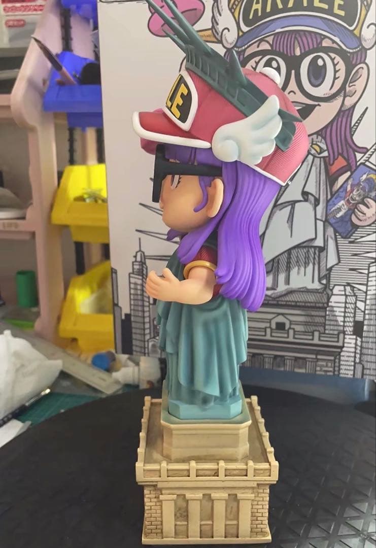 Dr.スランプ Zor-STUDIO パイロット自由の女神アラレちゃんフィギュア